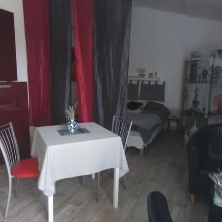 Tiny House Independante Climatisee Moulès Esterno foto